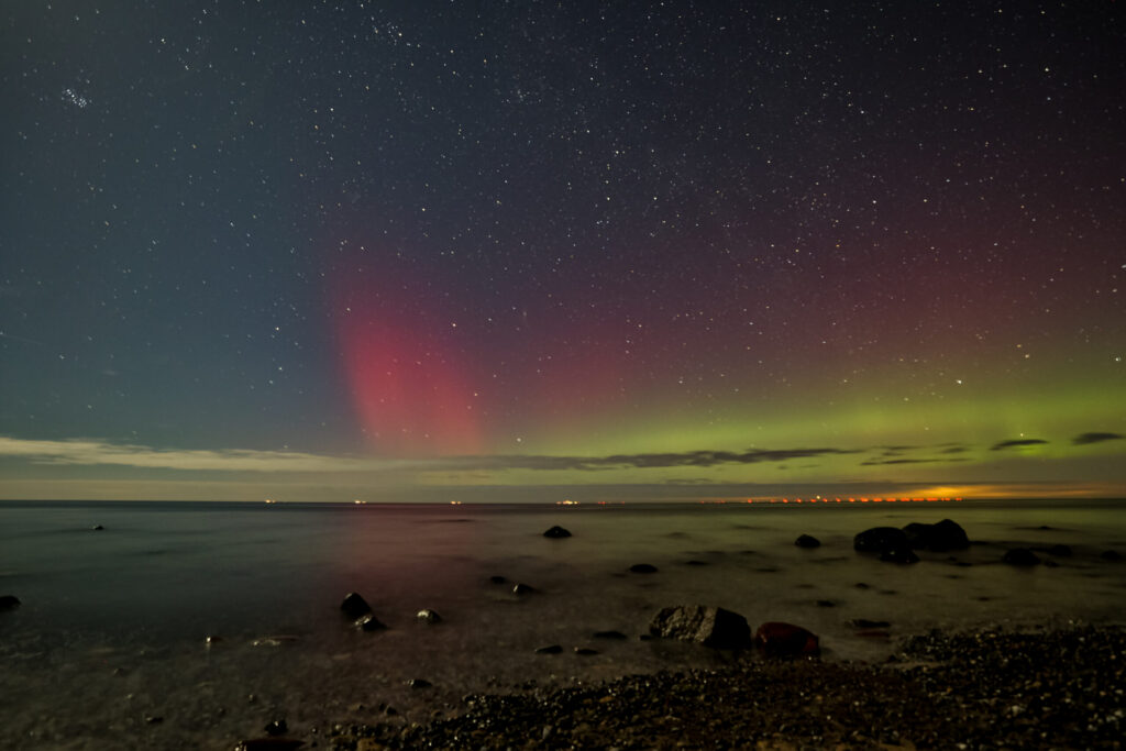 Aufgenommen: 27.02.2023 23:03 | Gerät: Canon EOS R6 | Belichtungszeit: 13/1 s | Blende: f/2.8 | ISO: 1000 | Blitz: nein