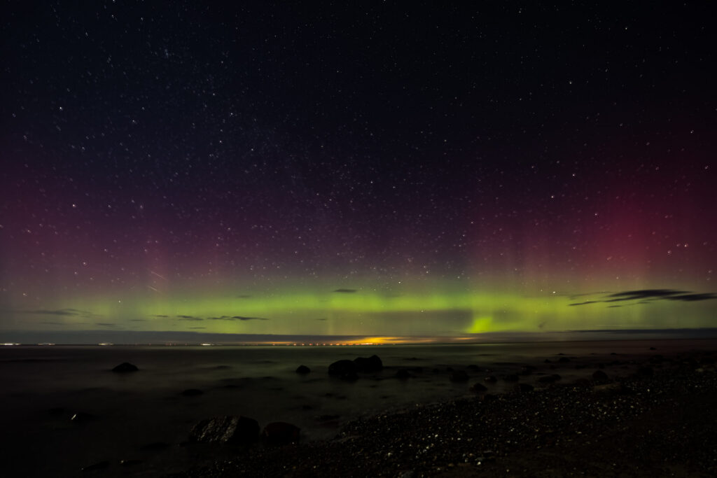 Aufgenommen: 27.02.2023 23:12 | Gerät: Canon EOS R6 | Belichtungszeit: 30/1 s | Blende: f/2.8 | ISO: 800 | Blitz: nein