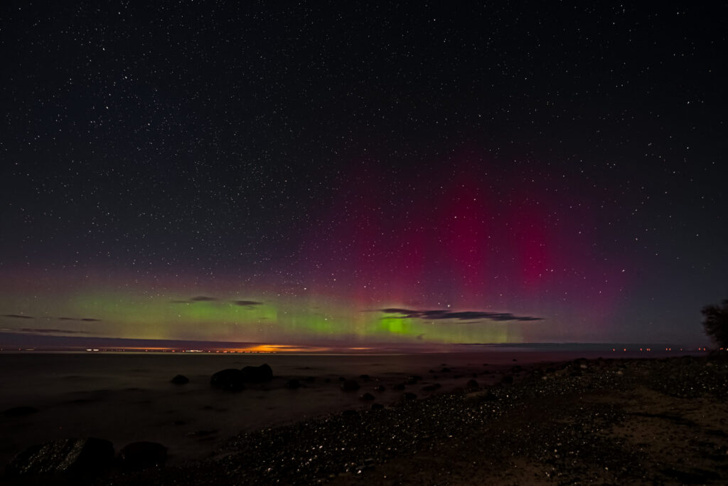Aufgenommen: 27.02.2023 23:17 | Gerät: Canon EOS R6 | Belichtungszeit: 15/1 s | Blende: f/2.8 | ISO: 400 | Blitz: nein