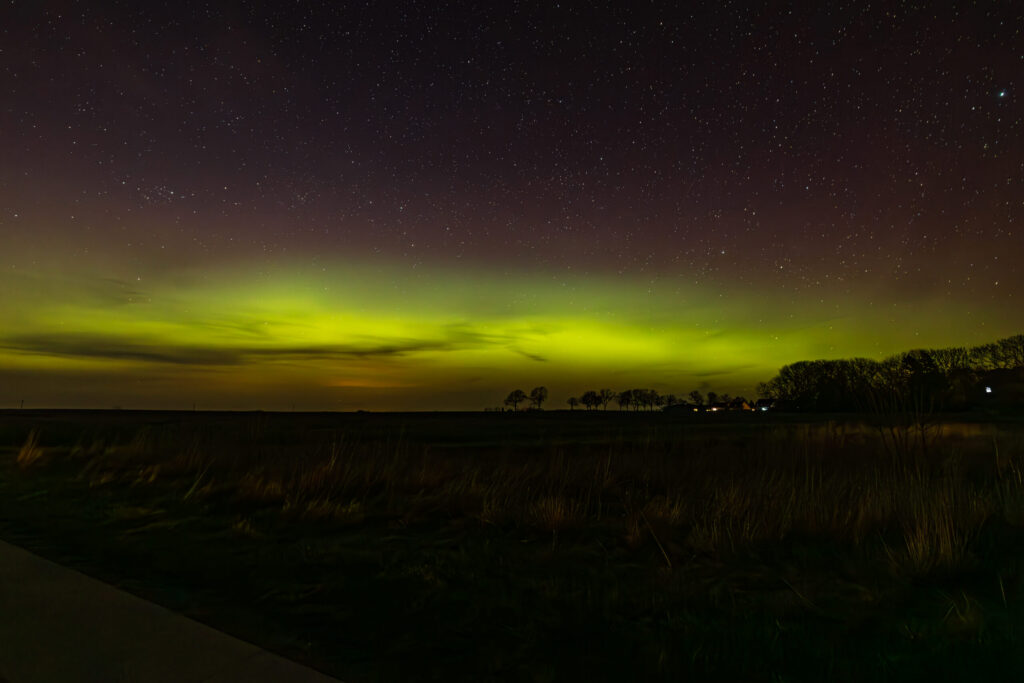 Aufgenommen: 23.04.2023 23:03 | Gerät: Canon EOS R6 | Belichtungszeit: 25/1 s | Blende: f/9.0 | ISO: 1600 | Blitz: nein