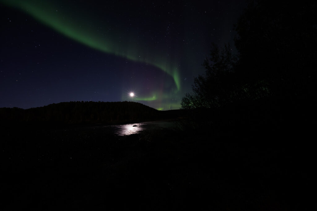 Aufgenommen: 24.09.2024 20:50 | Gerät: Canon EOS R5 | Belichtungszeit: 8/1 s | Blende: f/4.0 | ISO: 1600 | Blitz: nein