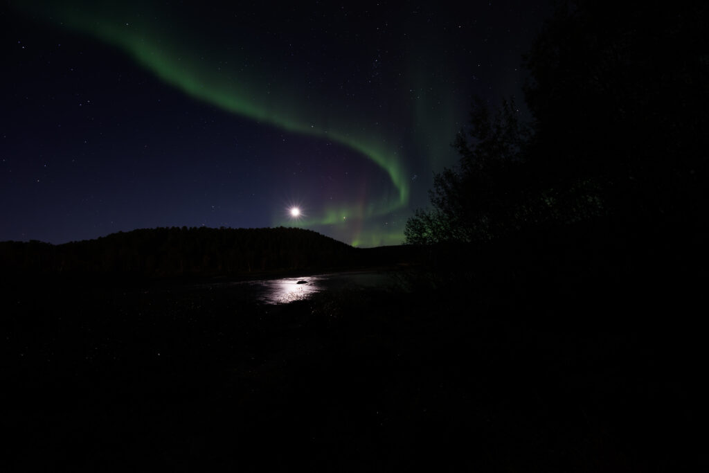 Aufgenommen: 24.09.2024 20:51 | Gerät: Canon EOS R5 | Belichtungszeit: 8/1 s | Blende: f/4.0 | ISO: 1600 | Blitz: nein