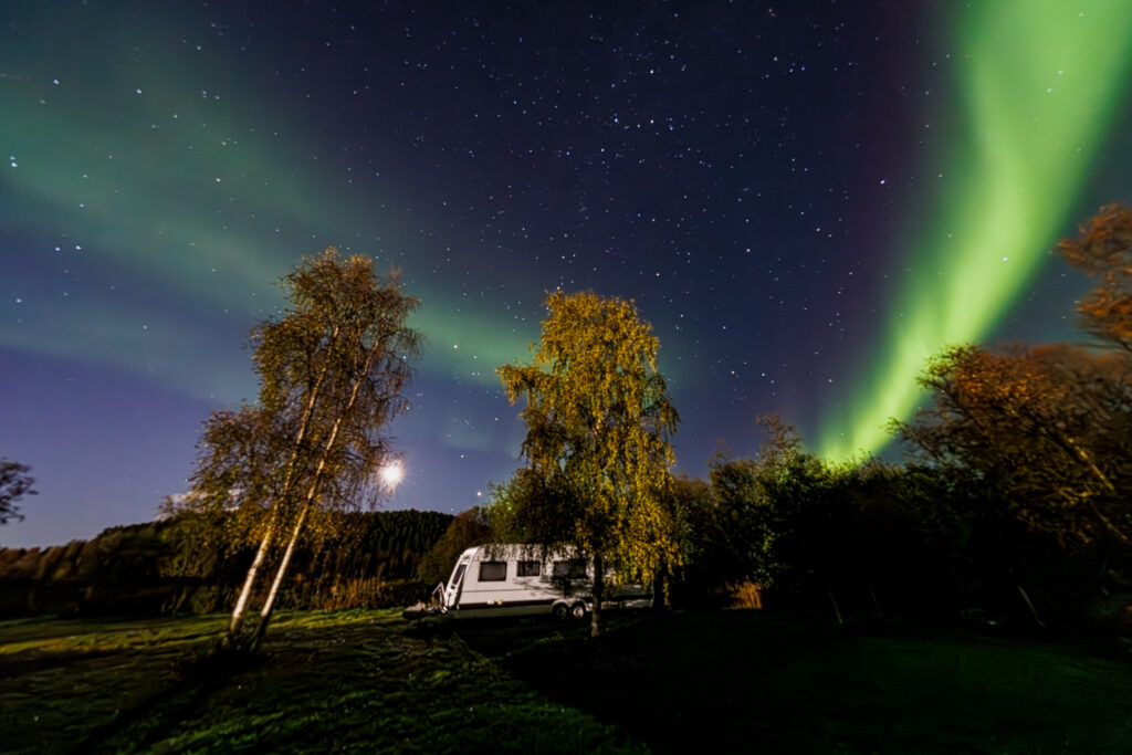 Aufgenommen: 24.09.2024 20:18 | Gerät: Canon EOS R5 | Belichtungszeit: 5/1 s | Blende: f/4.0 | ISO: 6400 | Blitz: nein