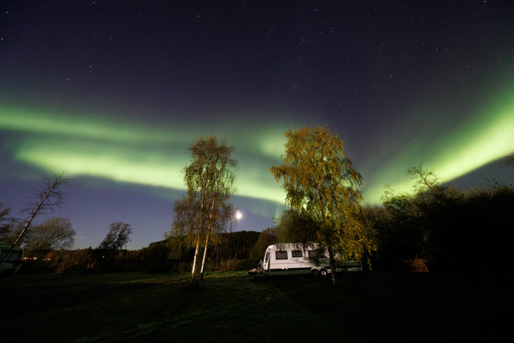 Aufgenommen: 24.09.2024 20:27 | Gerät: Canon EOS R5 | Belichtungszeit: 5/1 s | Blende: f/4.0 | ISO: 6400 | Blitz: nein