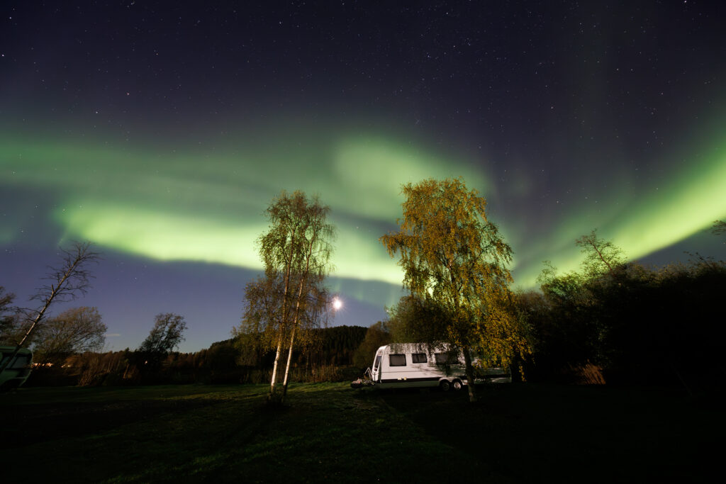 Aufgenommen: 24.09.2024 20:27 | Gerät: Canon EOS R5 | Belichtungszeit: 5/1 s | Blende: f/4.0 | ISO: 6400 | Blitz: nein