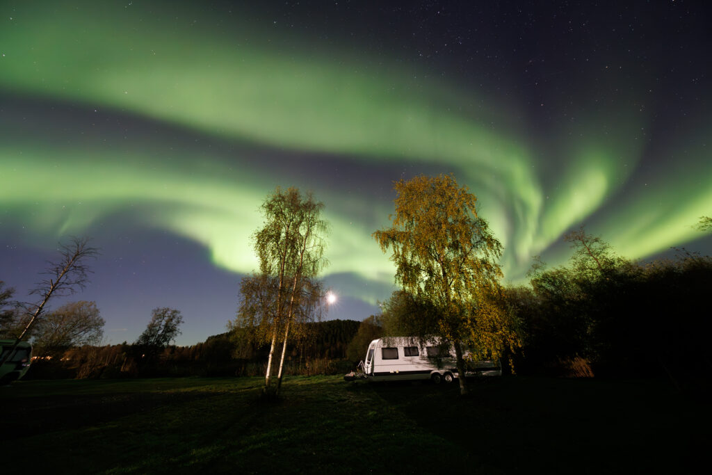 Aufgenommen: 24.09.2024 20:28 | Gerät: Canon EOS R5 | Belichtungszeit: 5/1 s | Blende: f/4.0 | ISO: 6400 | Blitz: nein