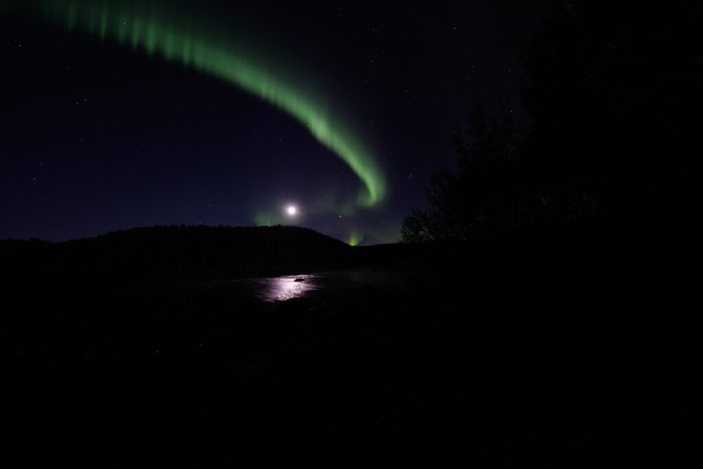 Aufgenommen: 24.09.2024 20:49 | Gerät: Canon EOS R5 | Belichtungszeit: 5/1 s | Blende: f/4.0 | ISO: 1600 | Blitz: nein