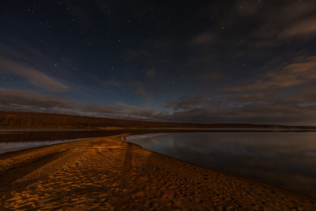Aufgenommen: 22.09.2024 21:21 | Gerät: Canon EOS R5 | Belichtungszeit: 13/1 s | Blende: f/5.0 | ISO: 3200 | Blitz: nein