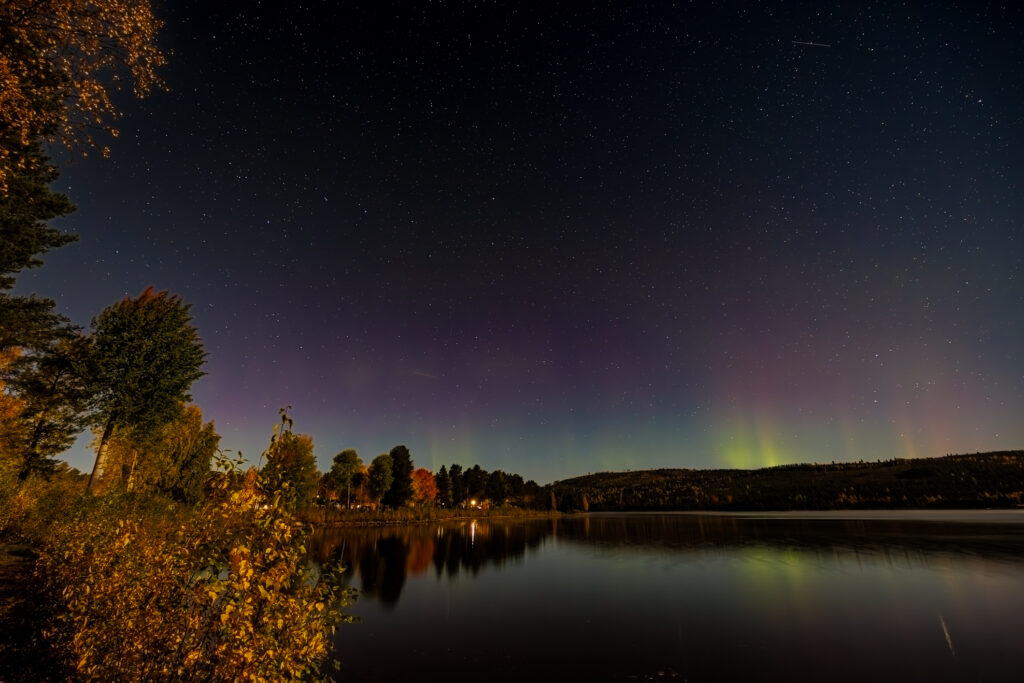 Aufgenommen: 21.09.2024 22:09 | Gerät: Canon EOS R5 | Belichtungszeit: 10/1 s | Blende: f/2.8 | ISO: 1600 | Blitz: nein
