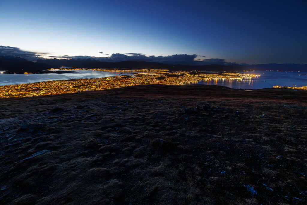 Aufgenommen: 27.09.2024 19:05 | Gerät: Canon EOS R5 | Belichtungszeit: 5/1 s | Blende: f/5.6 | ISO: 800 | Blitz: nein