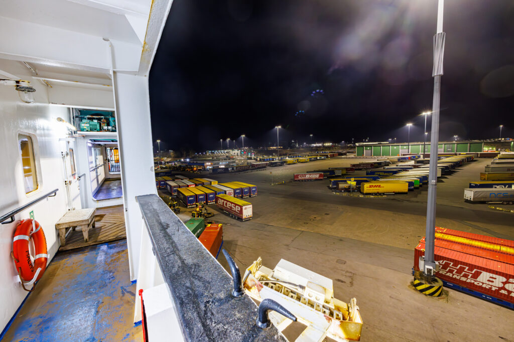 Aufgenommen: 07.03.2025 02:44 | Gerät: Canon EOS R5 | Belichtungszeit: 1/6 s | Blende: f/8.0 | ISO: 1600 | Blitz: nein
