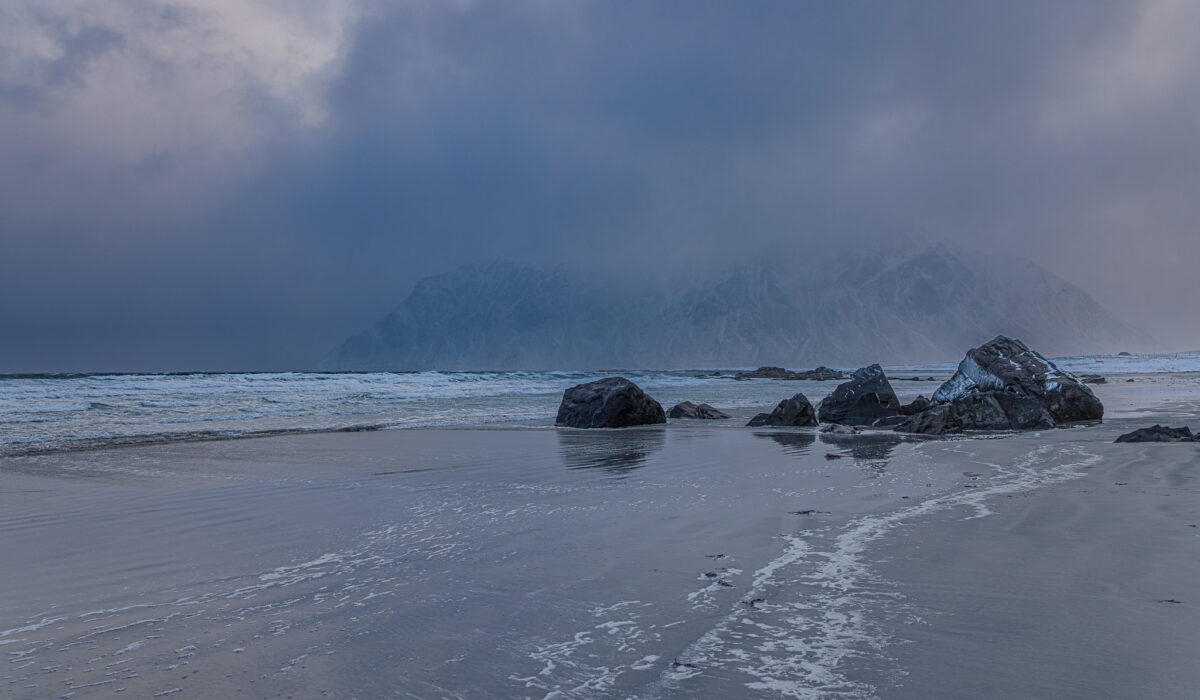 Canon EOS R5 2025-03-15 16:03:06 f/6.3 1/200sec ISO-200 28mm